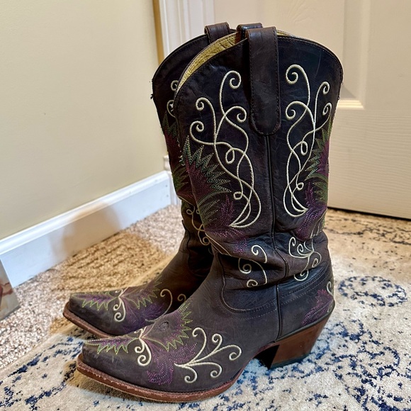 TONY LAMA Embroidered Peacock Feather Brown Leather Stacked Heel 9.5 Wide Calf - Picture 1 of 8